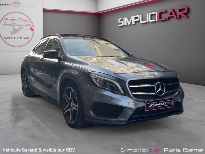 Mercedes Classe GLA CLASSE 200 Fascination 7-G DCT A Gris de 2016