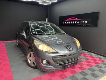  Voir d&eacute;tails -Peugeot 207 1.6 HDi 92ch Feline / SUIVI A JOUR COURR &agrave; Marignane (13)