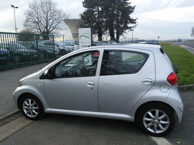 Toyota Aygo 1.0 68CV Confort CLIM - 5 portes Gris de 2008
