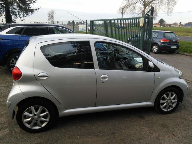 Toyota Aygo 1.0 68CV Confort CLIM - 5 portes Gris de 2008