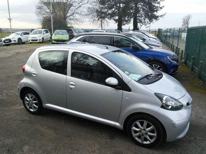 Toyota Aygo 1.0 68CV Confort CLIM - 5 portes Gris de 2008