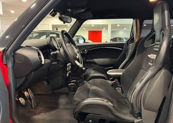 Mini One R56 211ch John Cooper Works BVM6 Rouge de 2009