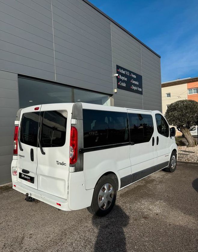 Renault Trafic 2.0 DCI 115CH GRAND EXPRESSION 9 PLACES Blanc de 2014