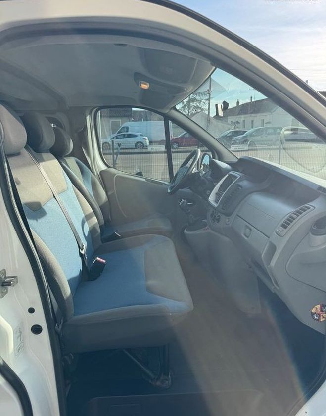 Renault Trafic 2.0 DCI 115CH GRAND EXPRESSION 9 PLACES Blanc de 2014