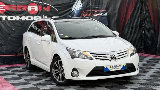 Toyota Avensis SW 124 D-4D SKYVIEW LIMITED EDITION Blanc de 2013