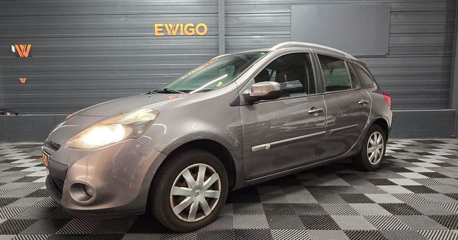 Cliquer pour voir la photo suivante Renault Clio estate 1.5 dci 75 tomtom distribution fa Gris de 2012