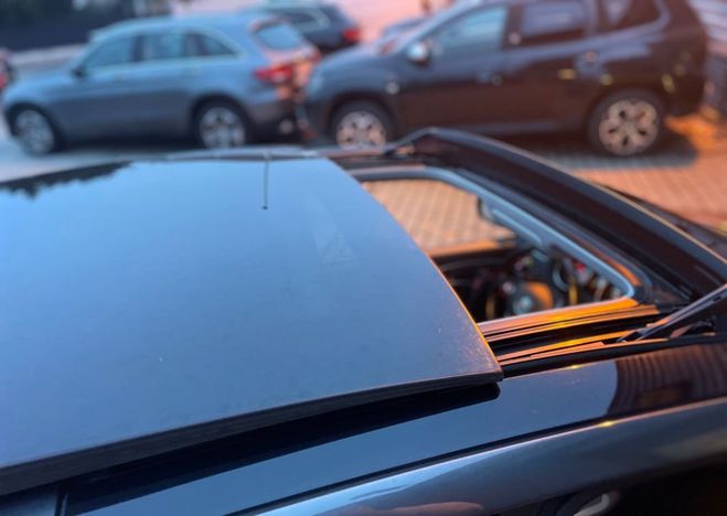 Volkswagen Polo 1.4 tdi dsg 7 toit ouvrant, carplay, emb Gris de 2015