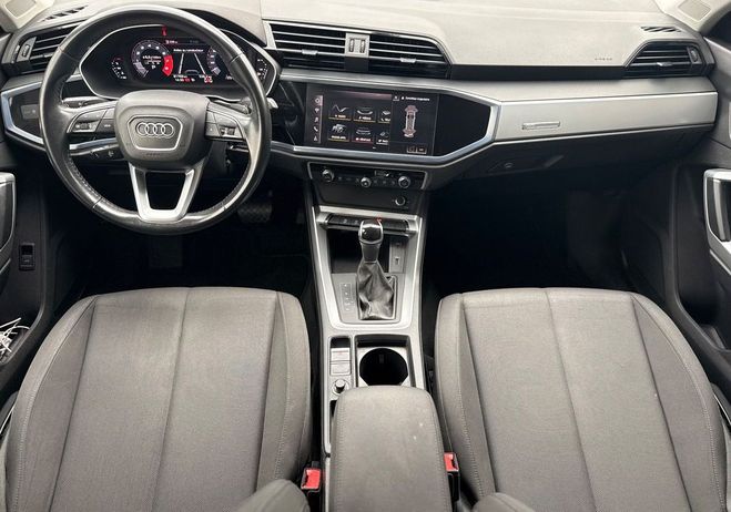 Audi Q3 1.5 35 tfsi 150 mhev hybrid design s-tro Noir de 2020