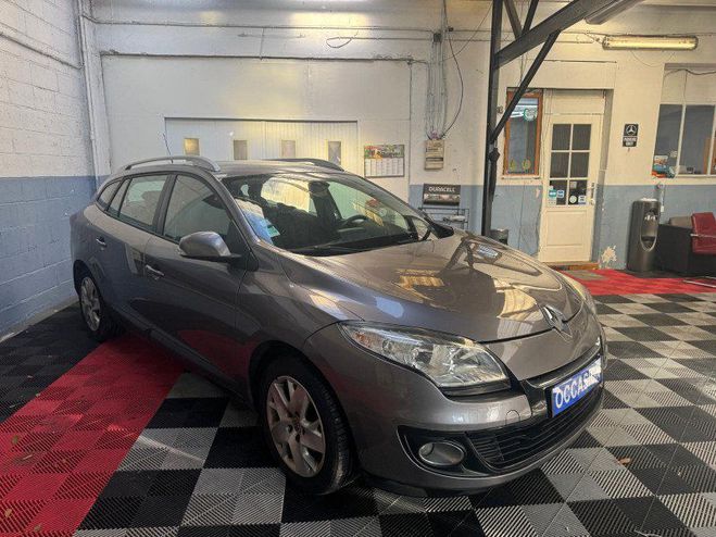 Renault Megane III ESTATE 1.5 DCI 90CH FAP TOMTOM LIVE  Gris C de 2012