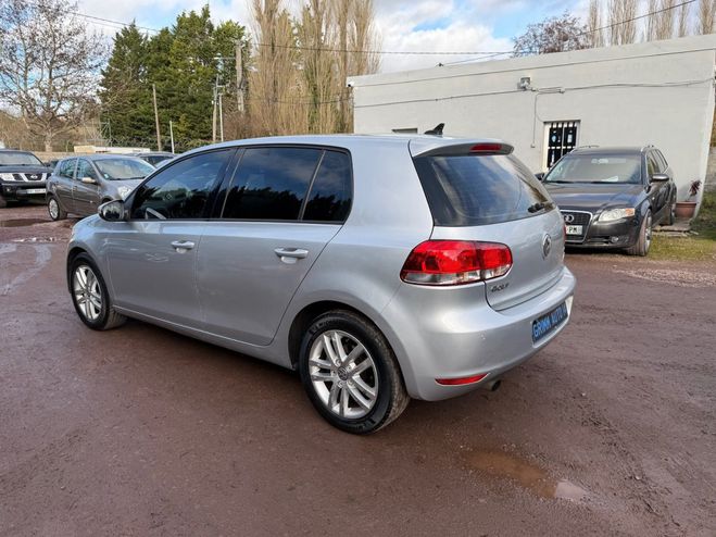Volkswagen Golf VI VI 1.6 tdi 105ch Confortline bluemoti Gris de 2011