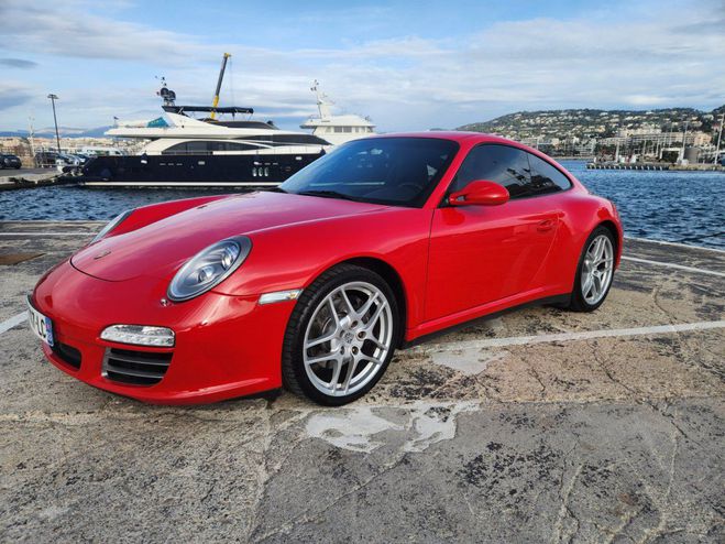 Porsche 911 997-2 Carrera 4 3.6 L 345 CH ROUGE de 2011