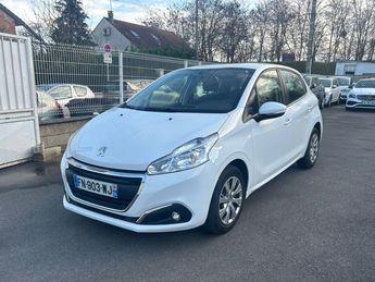  Voir d&eacute;tails -Peugeot 208 1..5 BlueHDi 100ch SS BVM5 Active &agrave; Villeneuve-Saint-Georges (94)