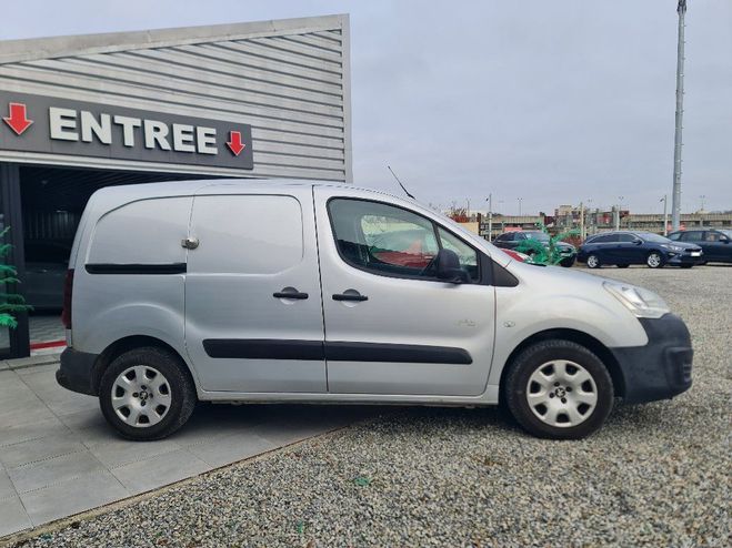 Peugeot Partner FOURGON 1.6L HDI 100 CV * REPRISE POSSIB Gris Clair de 2017