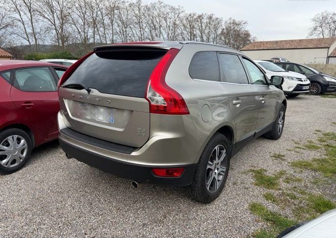 Volvo XC60 D4 163 cv Beige de 2012