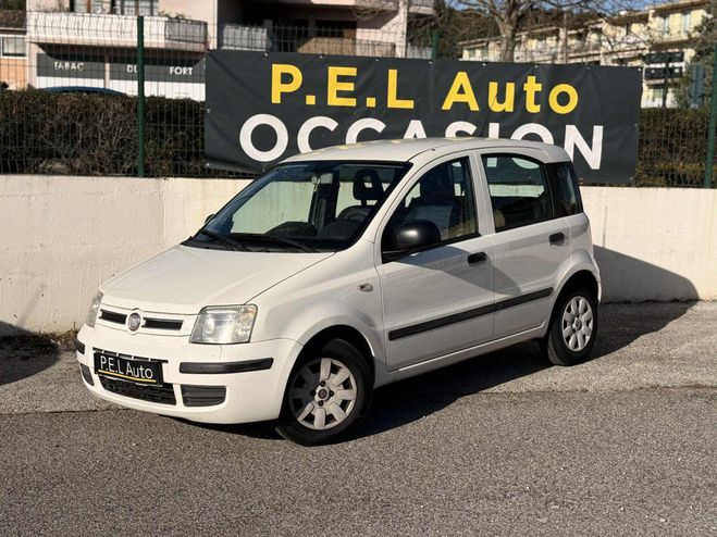 Fiat Panda MY 1.2 8V 69 ch Blanc de 2011
