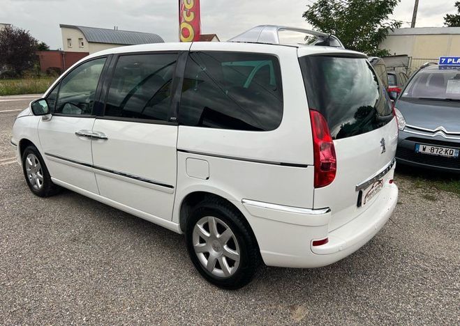 Peugeot 807 2.0 HDi 136 monospace Blanc de 2012