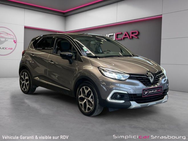 Cliquer pour voir la photo suivante Renault Captur TCe 150 FAP EDC Intens - TOIT PANORAMIQU Gris de 2019