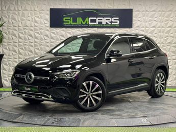  Voir d&eacute;tails -Mercedes Classe GLA Classe 200 163ch AMG Line 7G-DCT &agrave; Mougins (06)