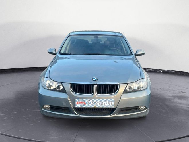 BMW Serie 3 e90 318i 130ch confort Gris de 2006