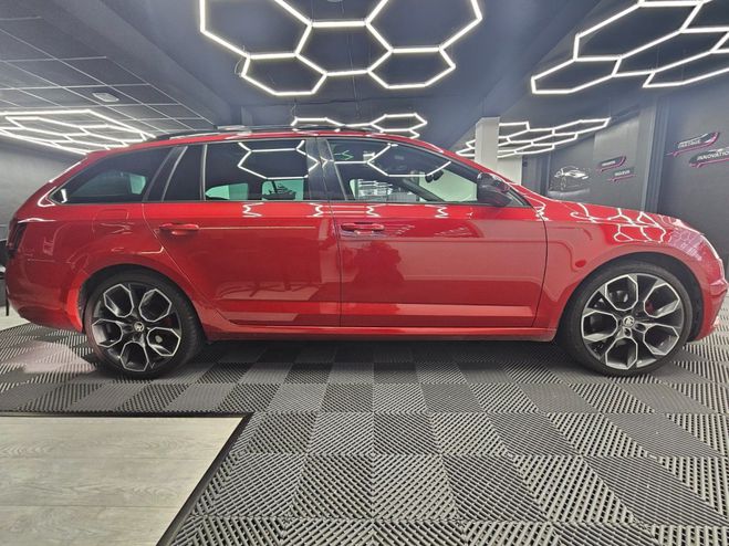 Skoda Octavia Combi 2.0 TDI 184 ch DSG7 4x4 RS Rouge de 2019