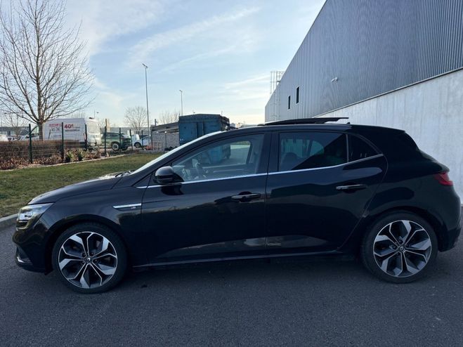 Renault Megane IV BERLINE TCe 165 CV Energy Akaju - / B Noir de 2017