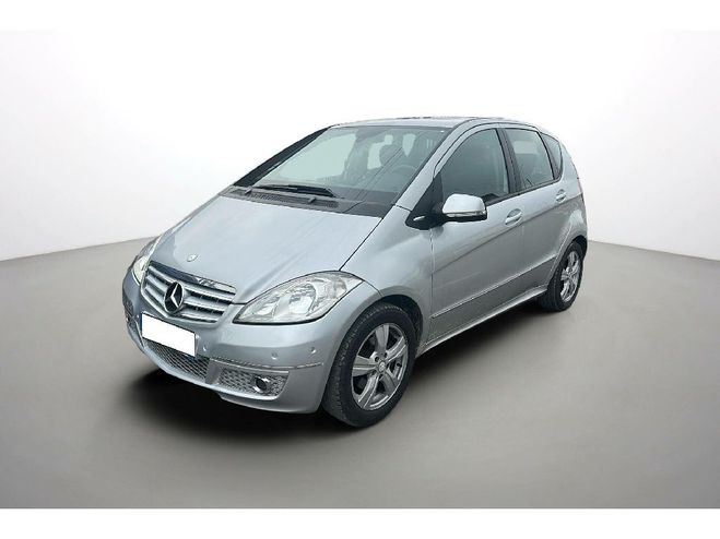 Mercedes Classe A 180 CDI BlueEfficiency Urban BVA Gris clair de 2009