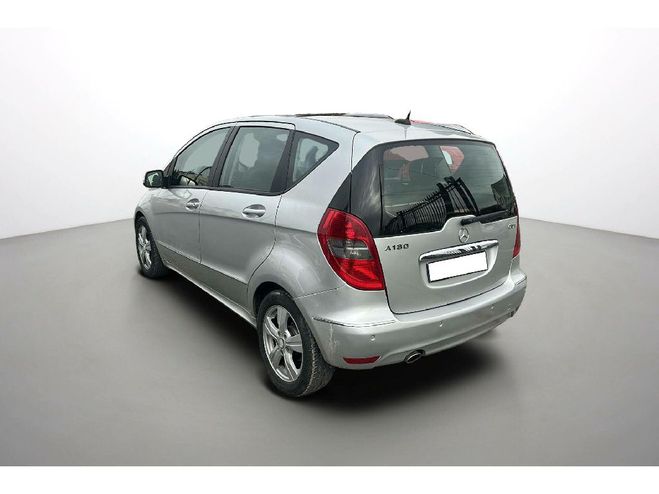 Mercedes Classe A 180 CDI BlueEfficiency Urban BVA Gris clair de 2009