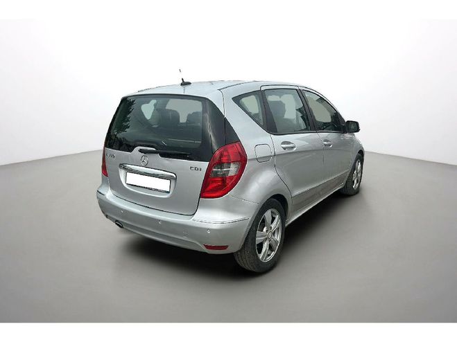 Mercedes Classe A 180 CDI BlueEfficiency Urban BVA Gris clair de 2009