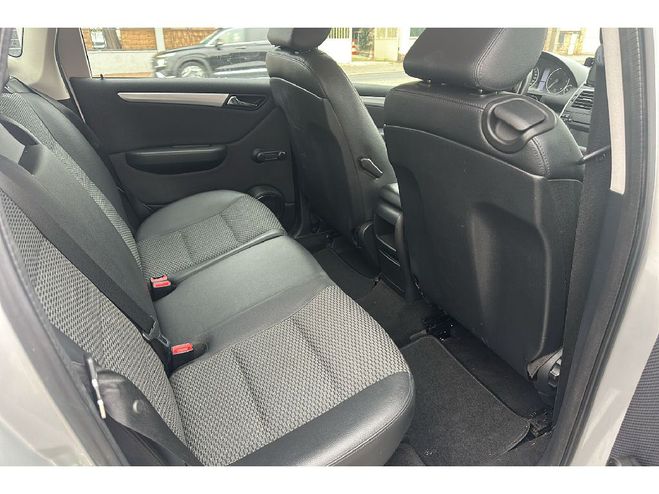 Mercedes Classe A 180 CDI BlueEfficiency Urban BVA Gris clair de 2009