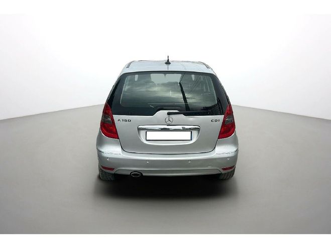 Mercedes Classe A 180 CDI BlueEfficiency Urban BVA Gris clair de 2009