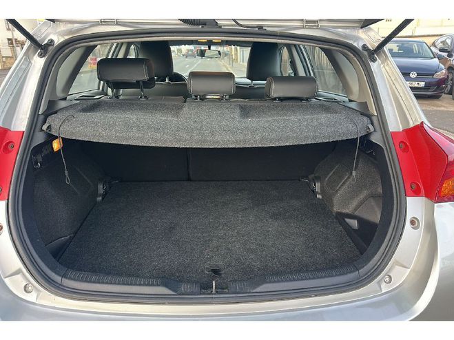 Toyota Auris Hybride 136h LOUNGE CUIR BVA Grise de 2013