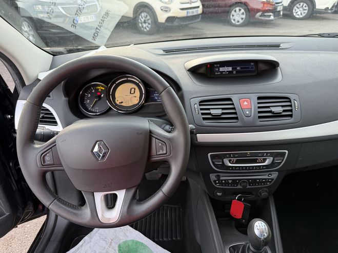 Renault Megane 1.5 DCI 110CH FAP DYNAMIQUE ECO� GRIS F de 2010