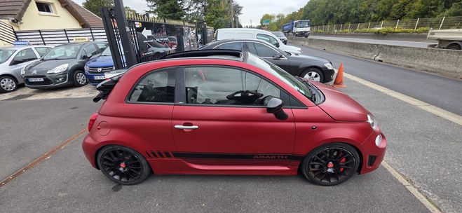 Fiat 500  rouge de 2018