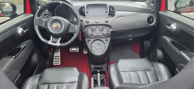 Fiat 500  rouge de 2018