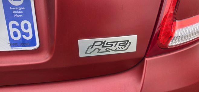 Fiat 500  rouge de 2018