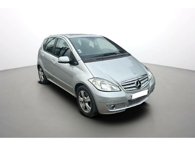 Mercedes Classe A 180 CDI BlueEfficiency Urban BVA Gris Clair de 2009