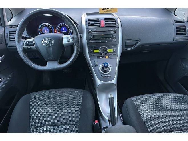 Toyota Auris Hybride 136h Executive Connect Blanche de 2011