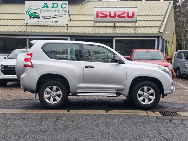 Toyota Land Cruiser (KDJ150) (2) 177 D-4D LIFE 3P BV6 5 PLAC Gris Clair de 2016