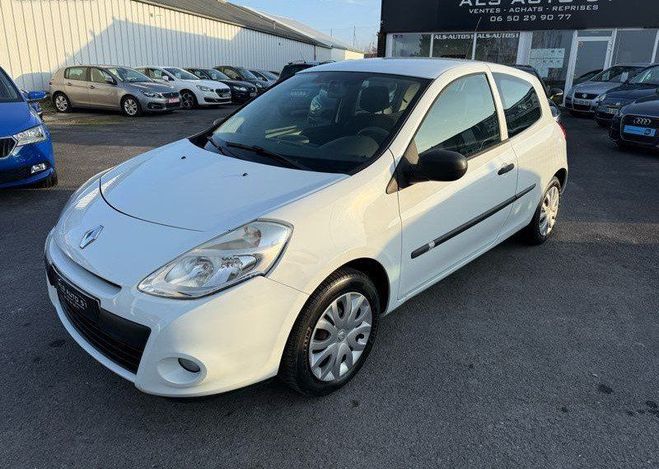 Renault Clio 3 dci 75 air portes Blanc de 2013