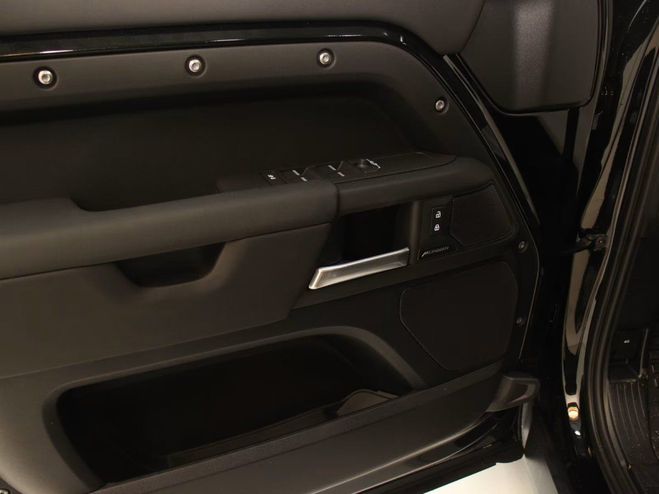 Cliquer pour voir la photo suivante Land rover Defender 110 3.0D 200 | PANO | ACC | TREKHAAK | F Noir de 2025