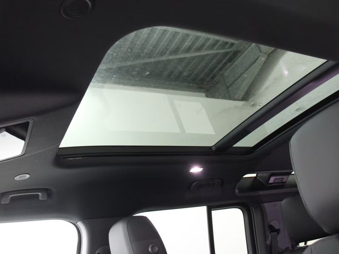 Land rover Defender 110 3.0D 200 | PANO | ACC | TREKHAAK | F Noir de 2025