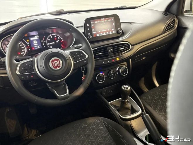 Fiat Tipo CROSS 1.0 FIREFLY T 100 PLUS START-STOP Gris de 2022