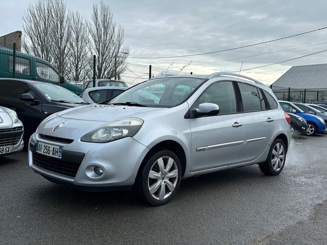 Renault Clio III dCi 85 eco2 Exception TomTom Gris de 2010