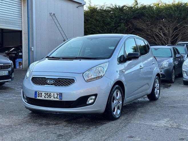 Kia Venga 1.6 CRDi 115 ch Grande Vita Gris de 2011
