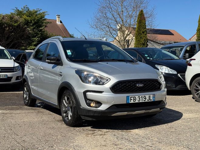 Ford KA KA+ ACTIVE 1.5 TDCi 95 ch SS Gris de 2018