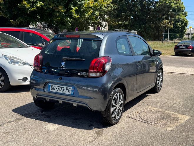 Peugeot 108 1.2 PureTech 82ch BVM5 Active Gris de 2015