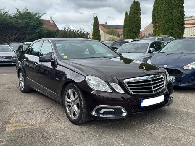 Mercedes Classe E 220 CDI BlueEfficiency Avantgarde Execut Marron de 2009
