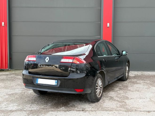 Renault Laguna III 1.5 dCi 110 eco2 Black Edition Noir de 2011