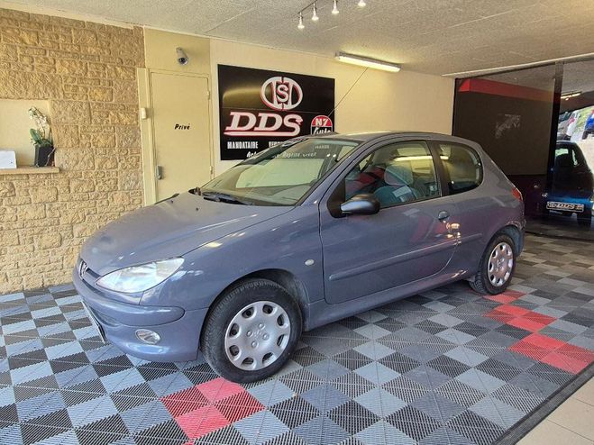 Peugeot 206 CT OK DISTRIBUTION VIDANGE NEUF Gris Clair de 1999