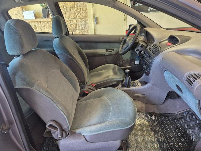 Peugeot 206 CT OK DISTRIBUTION VIDANGE NEUF Gris Clair de 1999